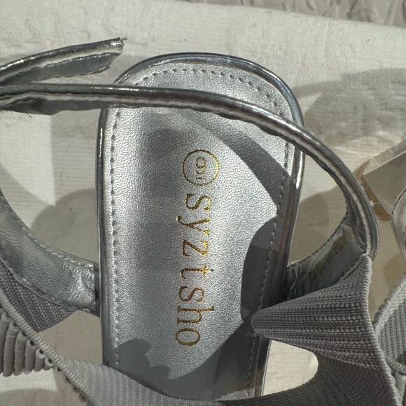 Elegant Silver Women's Heels-Syztsho Sandals - NWT - Picture 7 of 12